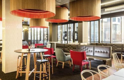 Adelaide Central Business District Hotel | ibis Adelaide