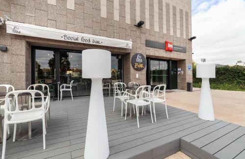 Alcala de Henares Hotel | Ibis Alcala de Henares La Garena