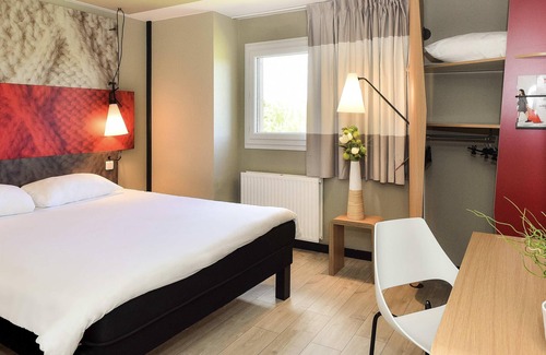 Beaune Hotel | ibis Beaune La Ferme Aux Vins