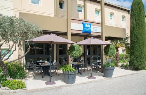 Meyreuil Hotel | IBIS Budget Aix en Provence Est Le Canet