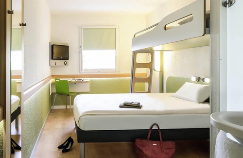 Hennebont Hotel | ibis Budget Lorient Hennebont