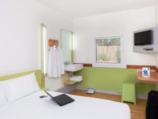 Melbourne Airport Hotel | ibis Budget - Melbourne Airport