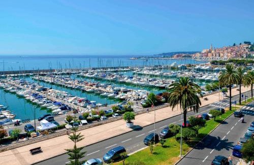 Menton Hotel | ibis budget Menton Bord de Mer