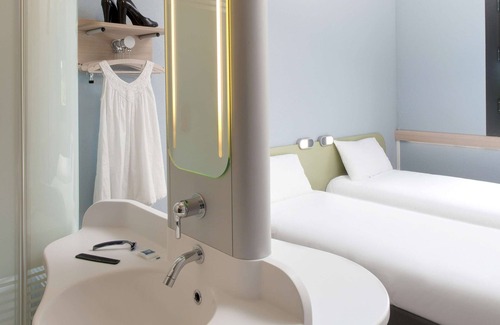 Montceau-les-Mines Hotel | ibis budget Montceau-les-Mines