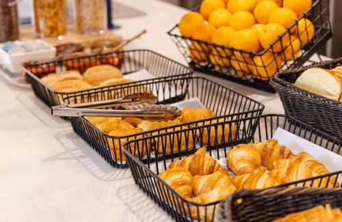 Plateau - Mont-Valerien Hotel | ibis budget Nanterre la Defense