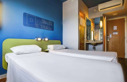 Del Castilho Hotel | ibis budget Rio de Janeiro Nova America