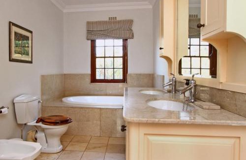 Tokai House | Ibis House
