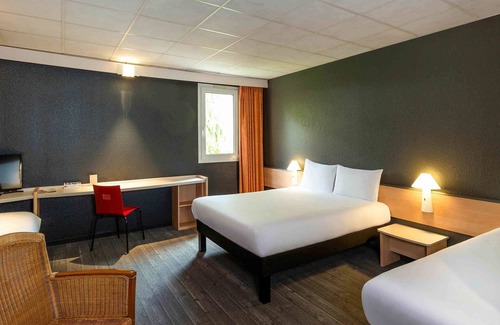 Lannion Hotel | ibis Lannion Cote de Granit Rose