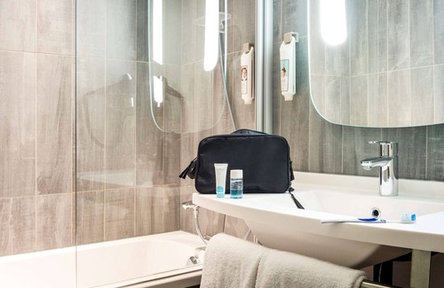 Les Herbiers Hotel | Ibis Les Herbiers