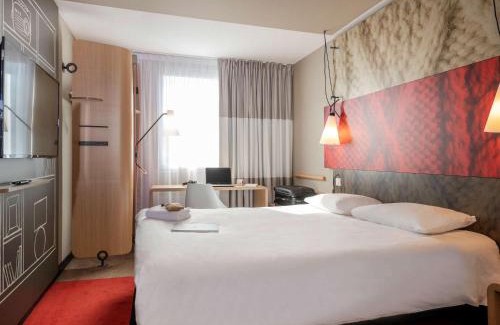 Saint Clair Hotel | ibis Lyon Caluire Cité Internationale