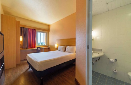 Industrial District Hotel | Ibis Manaus Distrito Industrial