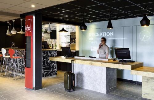 Le Coteau Hotel | Ibis Roanne Le Coteau Hotel Restaurant