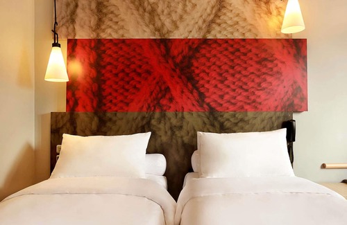 Senlis Hotel | ibis Senlis