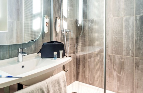 Sens Hotel | ibis Sens Hotel