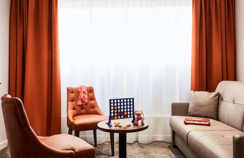 Hyeres City Centre Hotel | Ibis Styles Hyères Rooftop & Spa