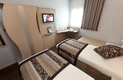 La Capelette Hotel | ibis Styles Marseille Palais des Congrès Vélodrome
