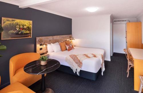 Orange East Hotel | ibis Styles Orange