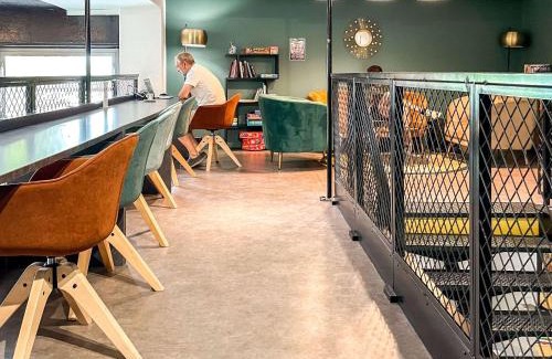 Neydens Hotel | ibis Styles Saint Julien en Genevois Vitam