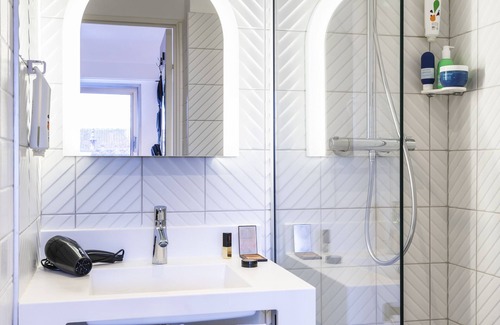 Sceaux Hotel | ibis Styles Sceaux Paris Sud