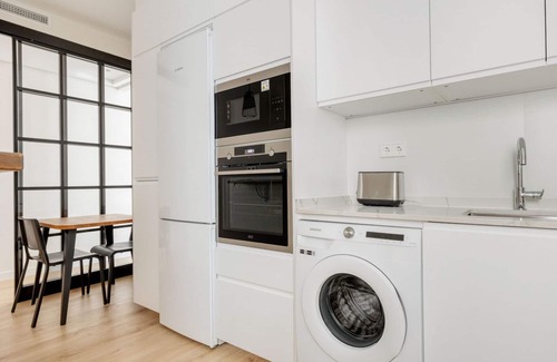Ibiza Apartment | Ibiza 3br w/doorman, nr park