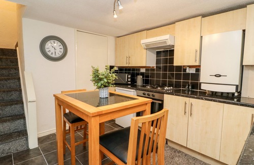 Thirsk Cottage | ICKLE PICKLE COTTAGE, pet friendly in Thirsk
