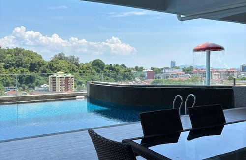 Bukit Kecil Apartment | Icon Residence Luxury Condo