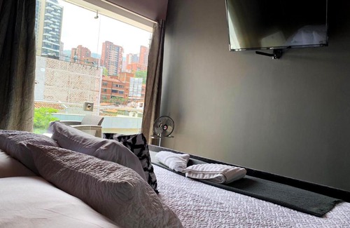 Zona Rosa Apartment | Icon Suites