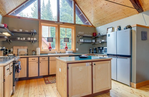 Saint Mary's House | Idaho Springs Home w/Amazing Mountain Views!