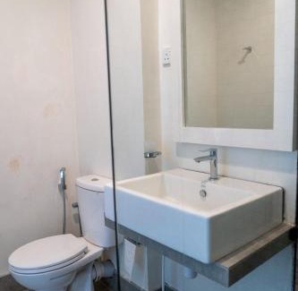 Mount Lavinia Apartment | Iddamal Bay Apartments