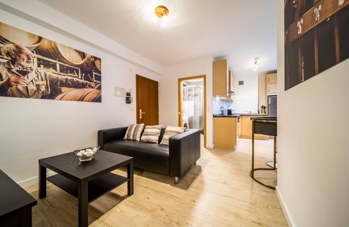 Limpertsberg Apartment | Ideal 2 Bedroom Apartment in Lux Limpertsberg