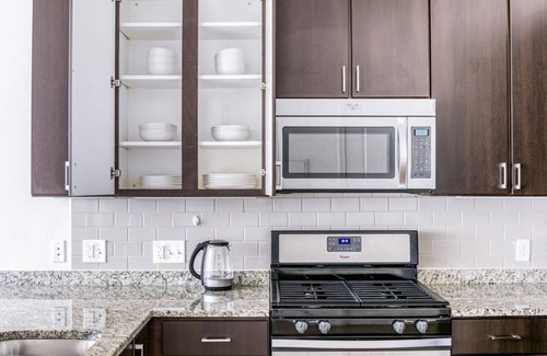 Assembly Square Apartment | Ideal Assembly Row 1BR w/Gym, W/D, near Assembly T stop, by Blueground