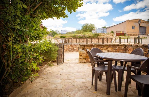 Horcajuelo de la Sierra Ski Chalet | Ideal for groups of 12 to 16 passengers who want to enjoy nature.
