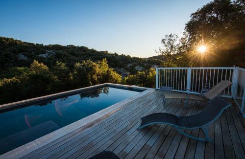 Causse-de-la-Selle House | Ideal famille et groupe Mas dans les Cévennes Piscine Plages privées Cadre exceptionnel Convivialité Calme Vignoble Parking gratuit Borne électrique Animaux acceptés - Wifi