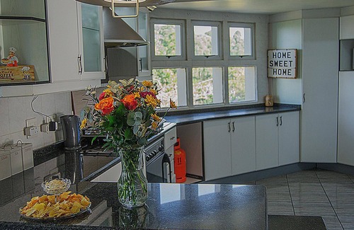 Ramsgate South House | IDEAL Family Holiday Home/8-bedroom house in Ramsgate with calming sea views