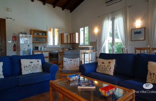 Achilleio Villa | IDEAL FAMILY VILLA IN GASTOURI WITH GARDENS AND SWIMMING POOL
