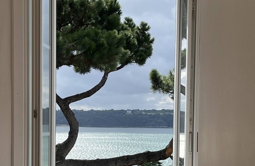 Saint-Jacut-de-la-Mer Villa | Ideal for 2 families, large charming house, sea view, direct access to the beach