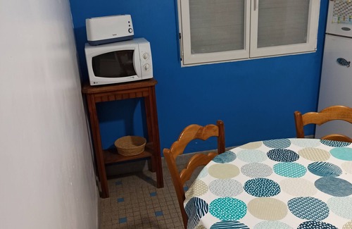 Riantec House | Ideal for seaside holidays with family or friends