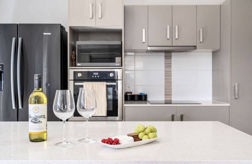 Eli Waters House | Ideal for Tradies and Nurses