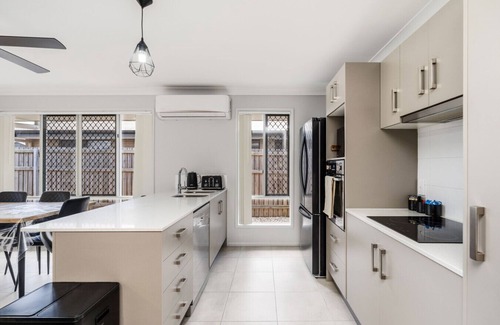 Eli Waters House | Ideal for Tradies and Nurses