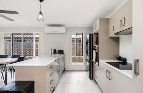 Eli Waters House | Ideal for Tradies and Nurses