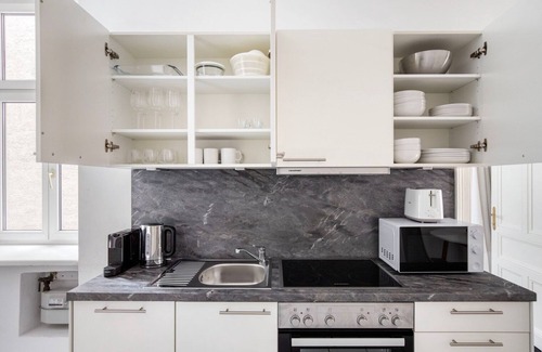 Margareten Apartment | Ideal Margareten 1BR w/Elevator, Furnished, by Blueground