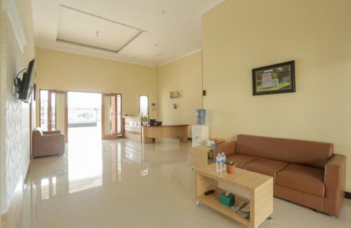 Banjarsari House | IDR Green Guest House Syariah Mitra RedDoorz