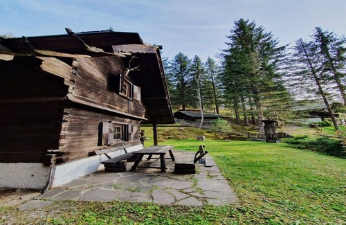 Bad Kleinkirchheim Apartment | Idyllic cabin with sauna