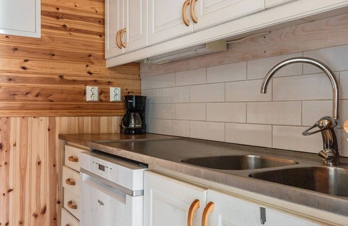 Forsa House | Idyllic cottage nearby Hudiksvall with lake view | SE20008