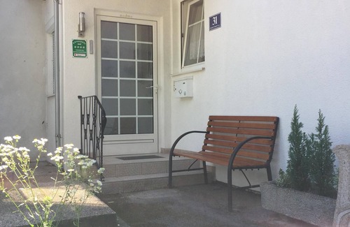 Gmunden Apartment | Idyllic, fully equipped apartment in a central quiet location.
