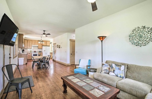 Lucerne House | Idyllic Gem: Screened Porch, 1/2 Mi to River!