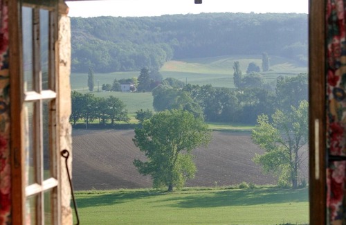 Tournon-d'Agenais House | Idyllic house in rural hamlet with lovely views, garden and private pool.