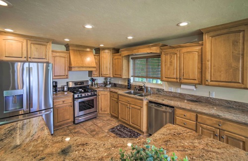 Idaho Falls House | Idyllic Idaho Falls Retreat w/River Views!