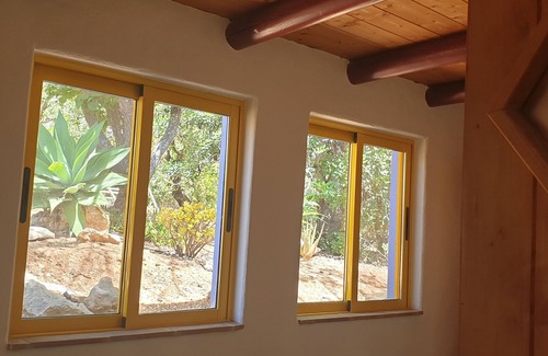 Fonte do Bispo Apartment | Idyllic & the beach biologically restored farmhouse, heating, Wi-Fi