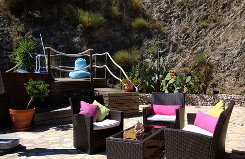 Nerja House | Idyllic wooden houses with breathtaking sea views.